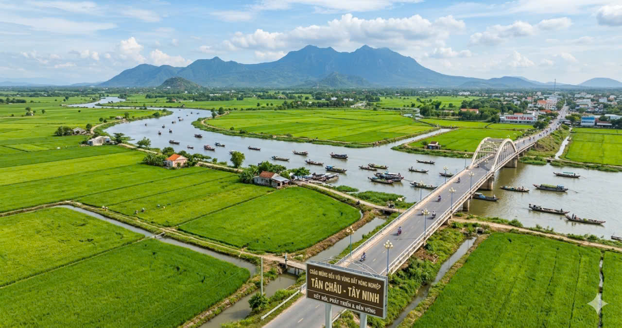 Dịch vụ thuê xe đi tân châu tay ninh